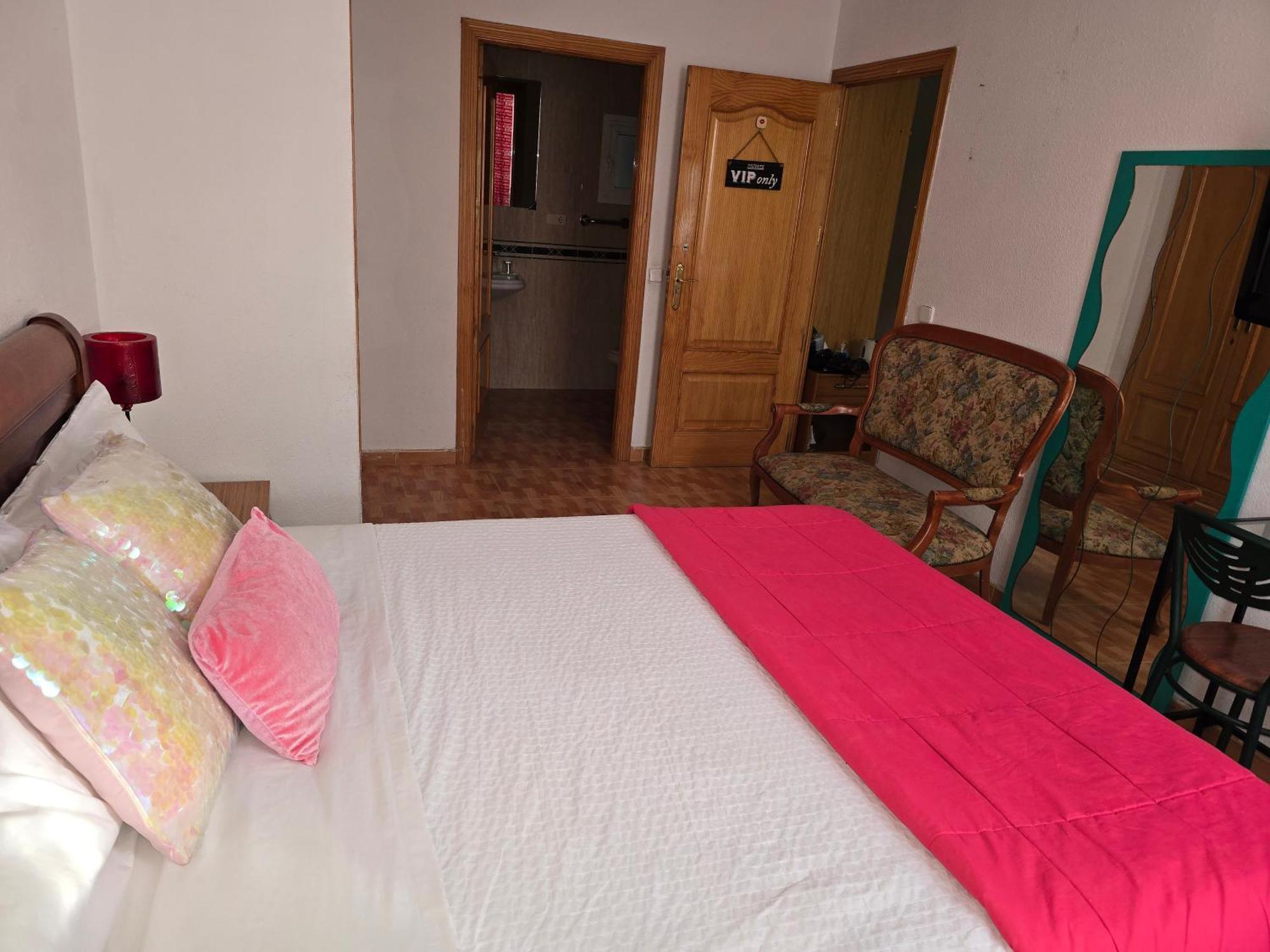 Acogedoras Habitaciones En Madrid Rom bilde