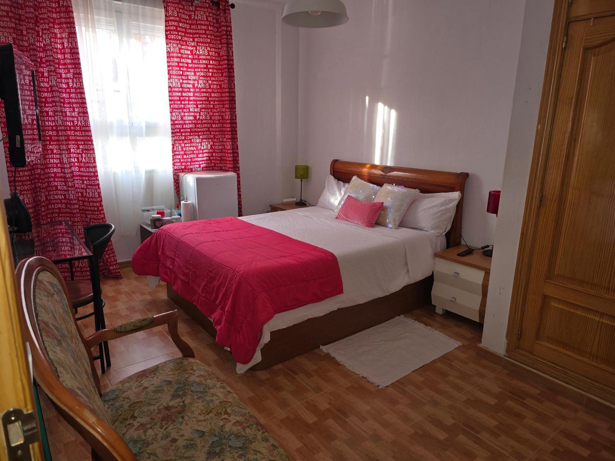 Acogedoras Habitaciones En Madrid Eksteriør bilde